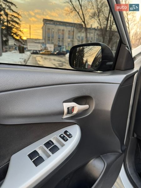 Седан Toyota Corolla 2007 в Житомире