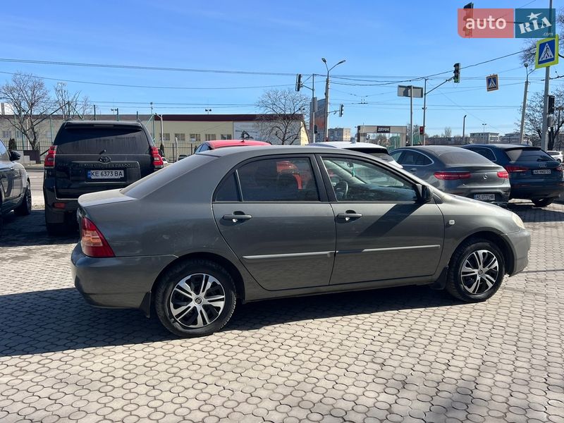 Седан Toyota Corolla 2006 в Днепре