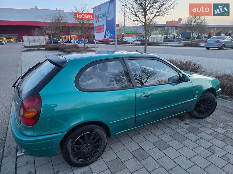 Хэтчбек Toyota Corolla 1997 в Ивано-Франковске