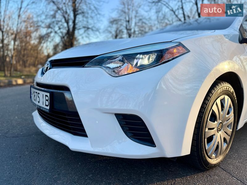 Седан Toyota Corolla 2015 в Одессе