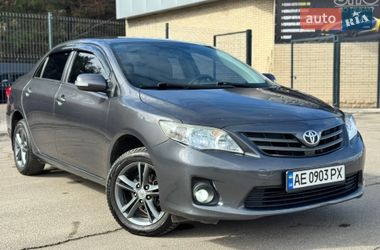 Седан Toyota Corolla 2010 в Кам'янському