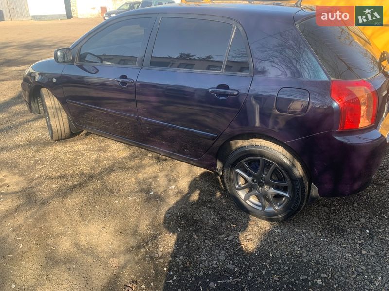 Хэтчбек Toyota Corolla 2005 в Одессе