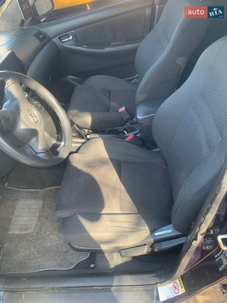 Хэтчбек Toyota Corolla 2005 в Одессе