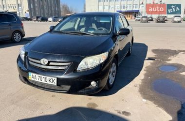 Седан Toyota Corolla 2007 в Полонному