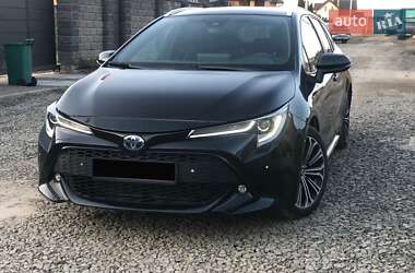 Универсал Toyota Corolla 2022 в Луцке