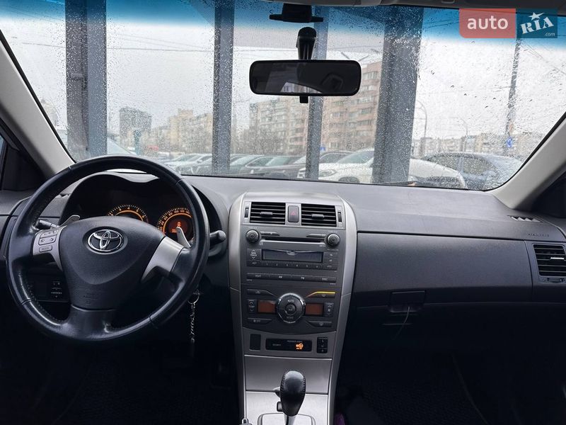 Седан Toyota Corolla 2007 в Києві