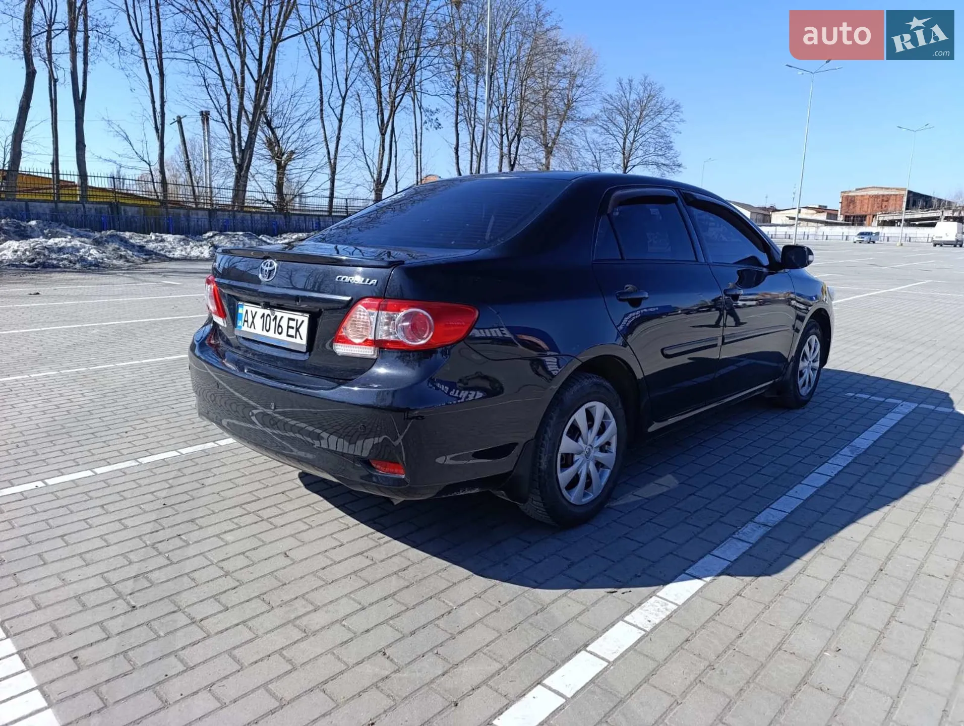 2010 Toyota Corolla - мініатюра 7