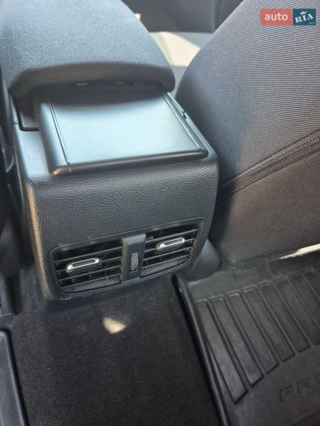 Седан Toyota Corolla 2021 в Днепре фото 20 Седан Toyota Corolla 2021 в Днепре