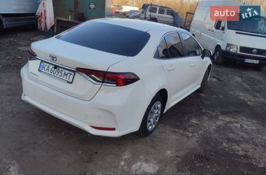 Седан Toyota Corolla 2019 в Києві