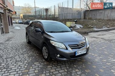 Седан Toyota Corolla 2009 в Виннице