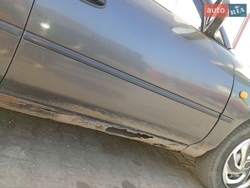 Седан Toyota Corolla 1994 в Одесі