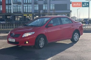 Седан Toyota Corolla 2008 в Києві