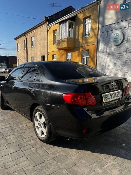 Седан Toyota Corolla 2008 в Стрию