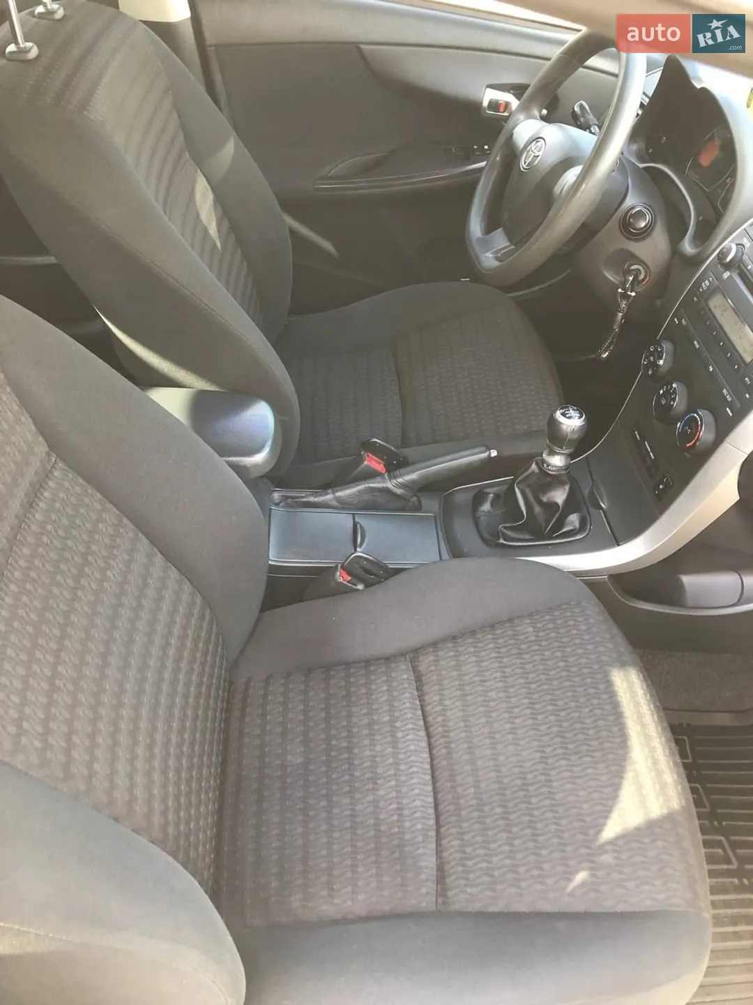2011 Toyota Corolla - мініатюра 14