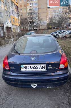 Седан Toyota Corolla 2001 в Львові