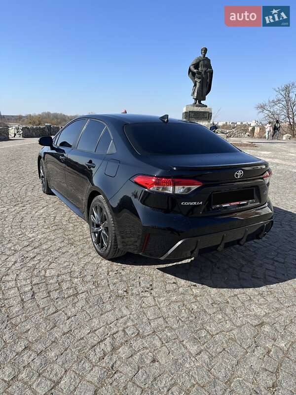 Седан Toyota Corolla 2024 в Білій Церкві