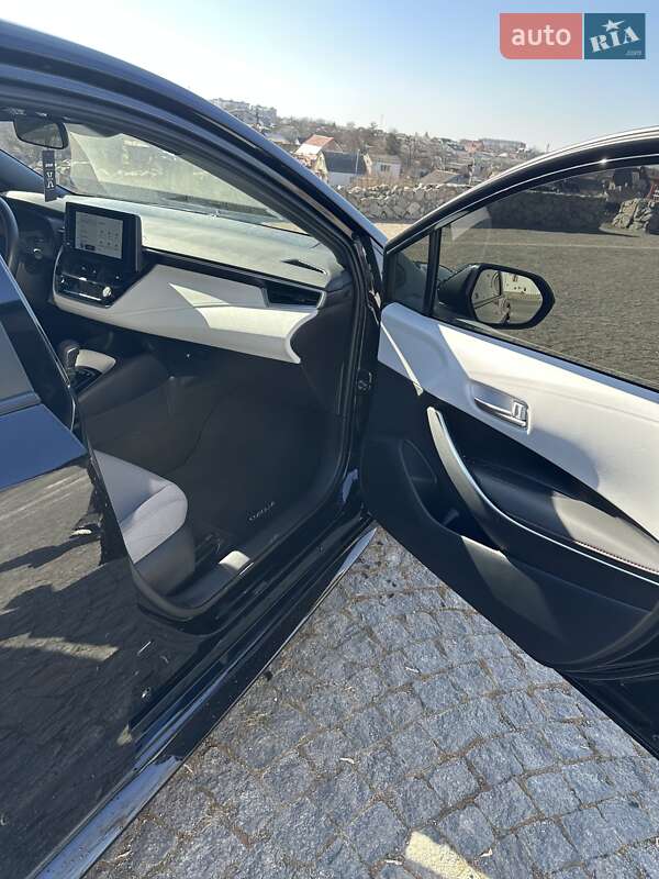Седан Toyota Corolla 2024 в Білій Церкві
