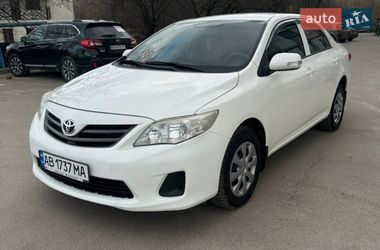 Седан Toyota Corolla 2011 в Жмеринке