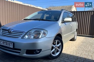 Універсал Toyota Corolla 2005 в Луцьку