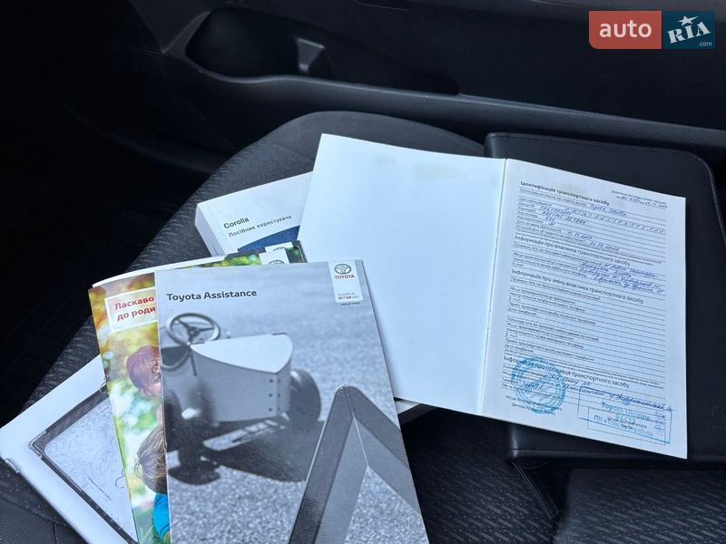 Седан Toyota Corolla 2017 в Миколаєві