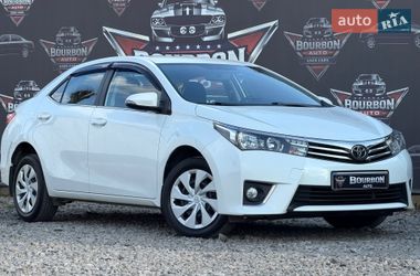 Седан Toyota Corolla 2014 в Вінниці