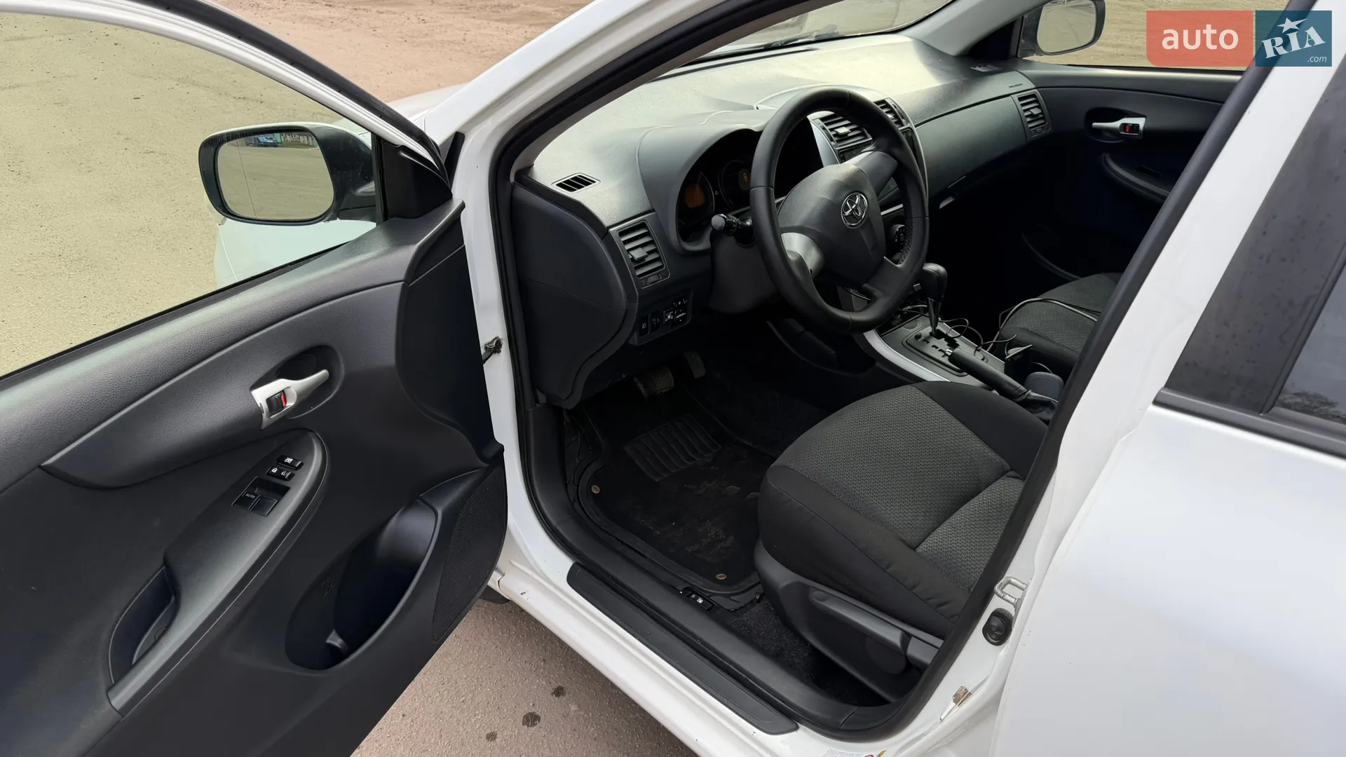 2011 Toyota Corolla - мініатюра 5