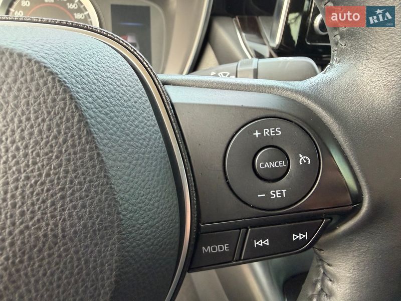 Седан Toyota Corolla 2019 в Днепре