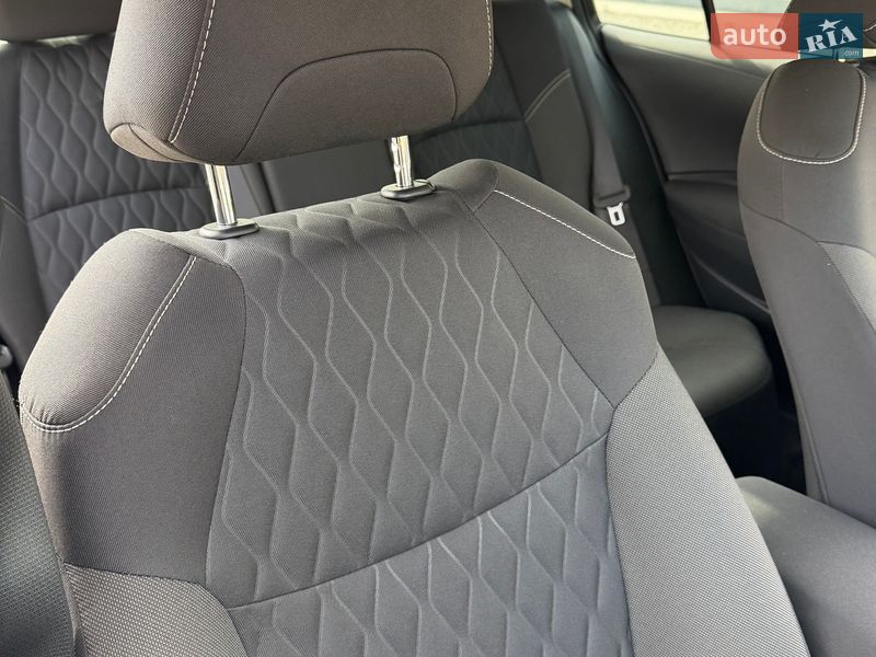 Седан Toyota Corolla 2019 в Днепре