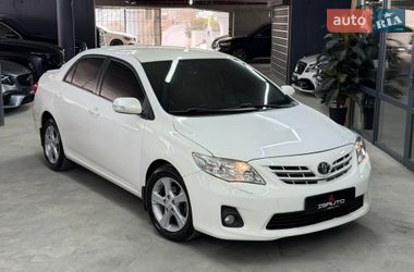 Седан Toyota Corolla 2013 в Одессе