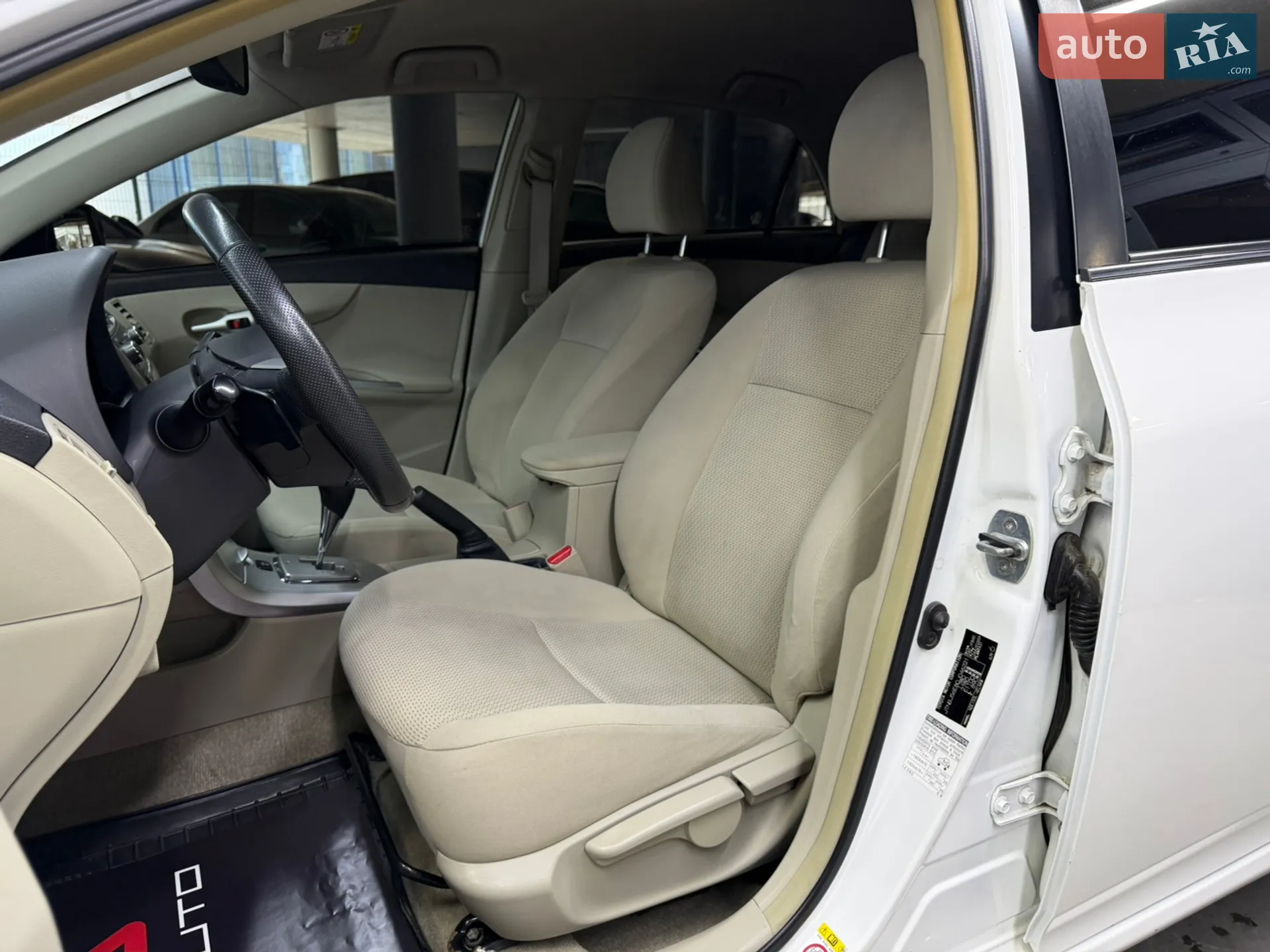 2013 Toyota Corolla - мініатюра 20