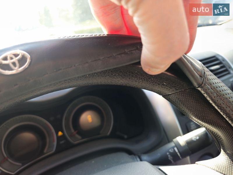 Седан Toyota Corolla 2012 в Кременчуге