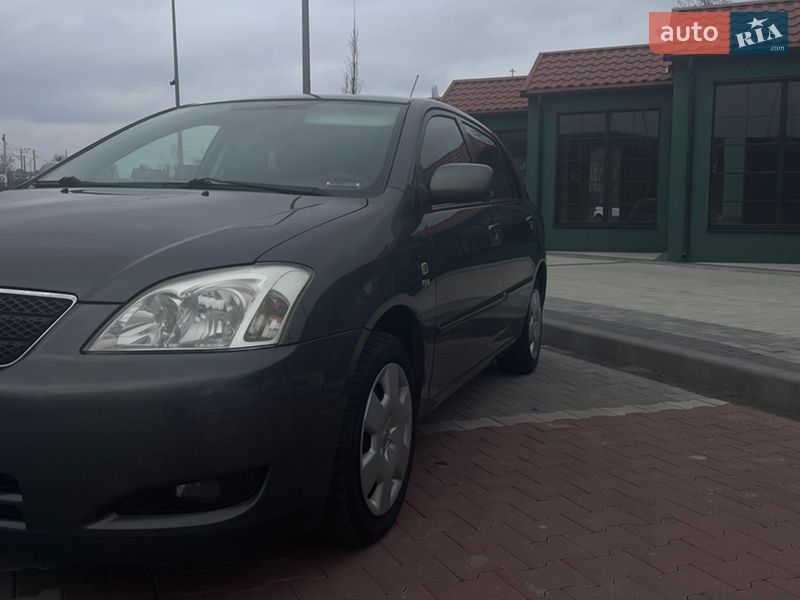 Хэтчбек Toyota Corolla 2003 в Киеве