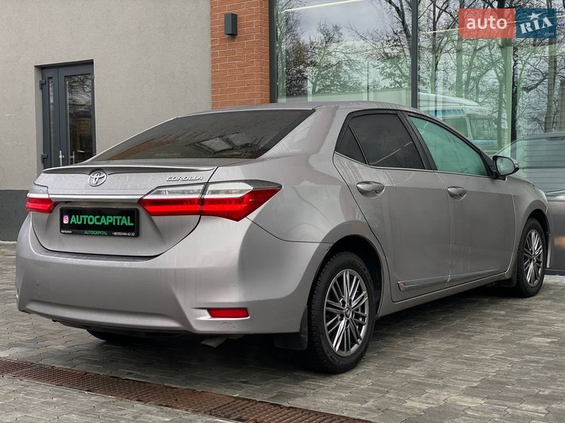 Седан Toyota Corolla 2017 в Киеве фото 12 Седан Toyota Corolla 2017 в Киеве