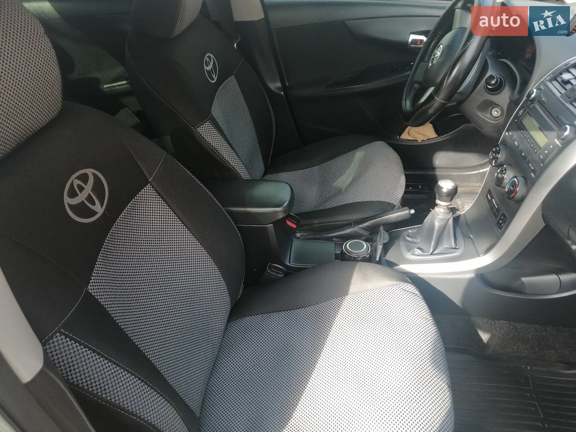 2011 Toyota Corolla - мініатюра 19