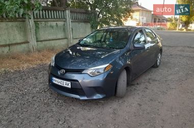 Седан Toyota Corolla 2015 в Раздельной