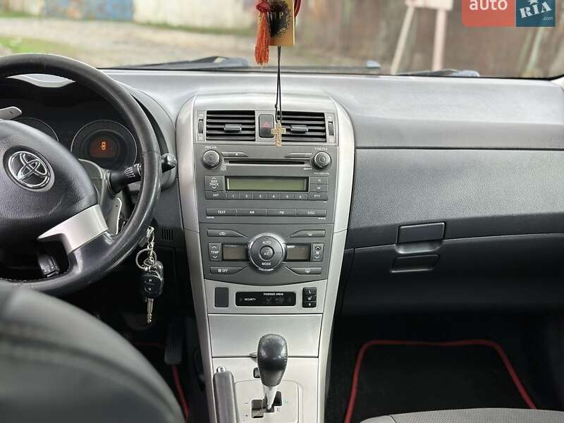 Седан Toyota Corolla 2008 в Одессе