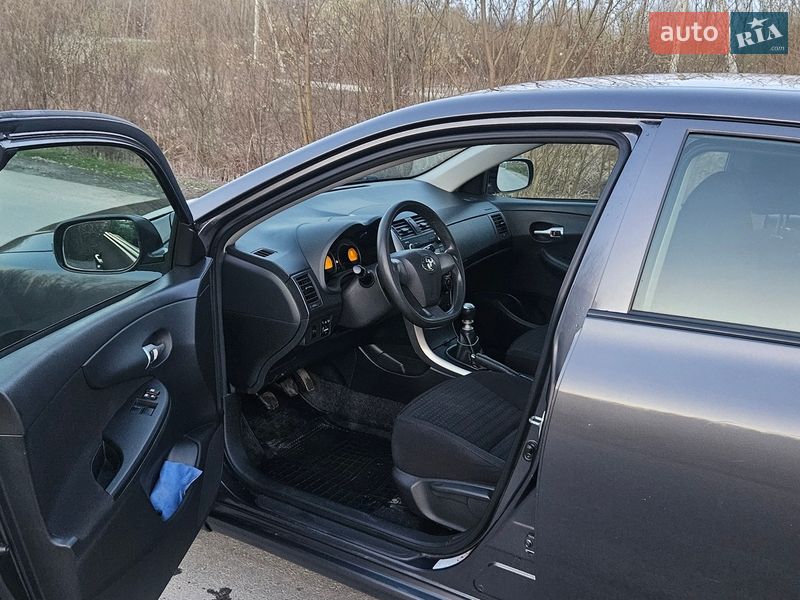 Седан Toyota Corolla 2011 в Коломиї фото 17 Седан Toyota Corolla 2011 в Коломиї