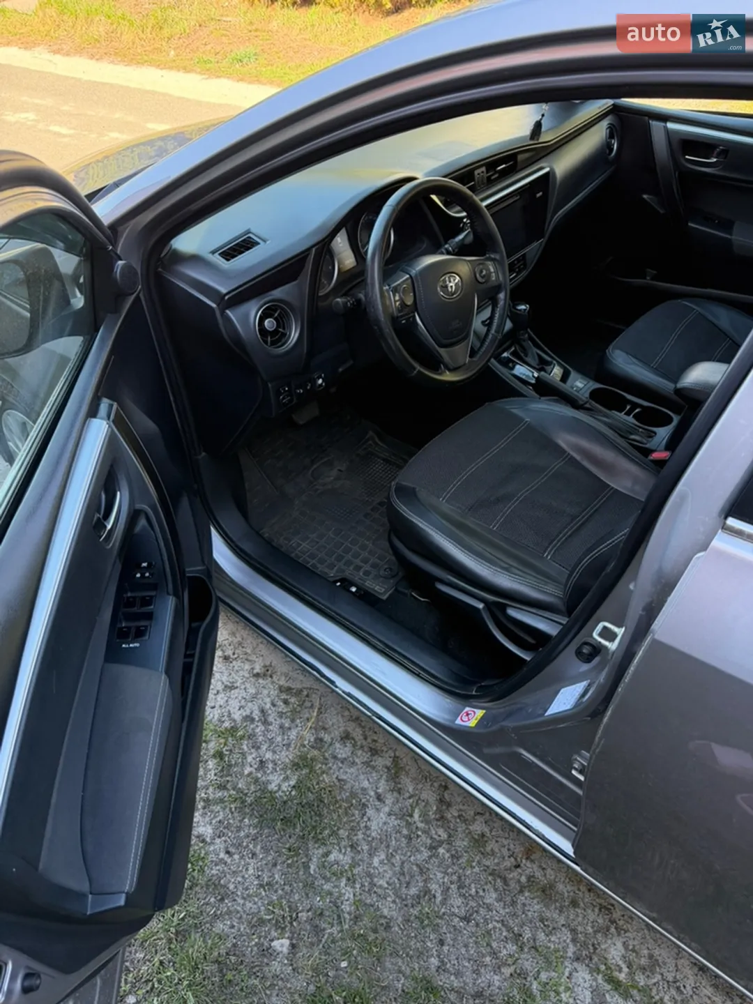 2018 Toyota Corolla - мініатюра 11