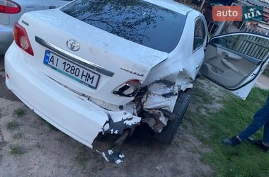 Седан Toyota Corolla 2008 в Володарці
