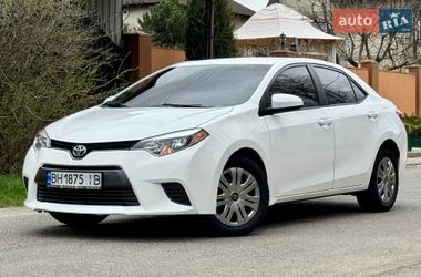 Седан Toyota Corolla 2015 в Одесі