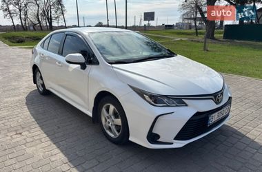 Седан Toyota Corolla 2021 в Гадячі
