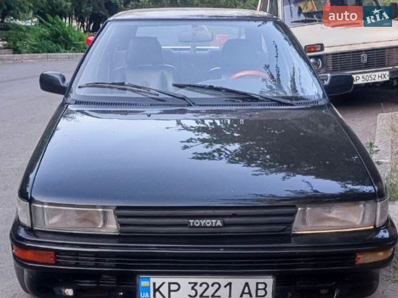 Хетчбек Toyota Corolla 1987 в Запоріжжі