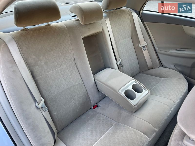 Седан Toyota Corolla 2008 в Киеве