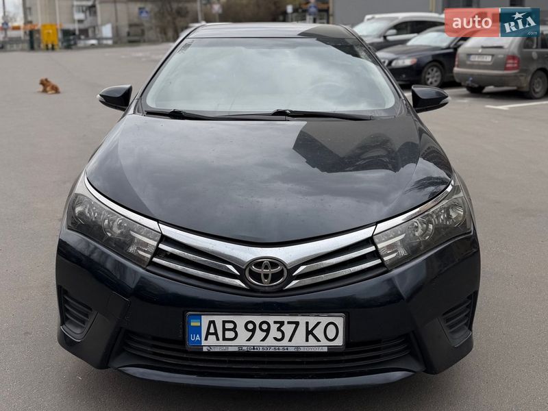 Седан Toyota Corolla 2013 в Вінниці
