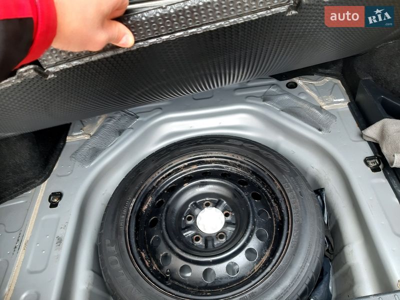 Седан Toyota Corolla 2007 в Ивано-Франковске фото 14 Седан Toyota Corolla 2007 в Ивано-Франковске