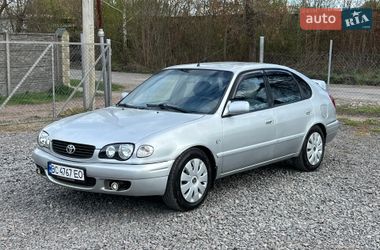 Хэтчбек Toyota Corolla 2000 в Шептицькому