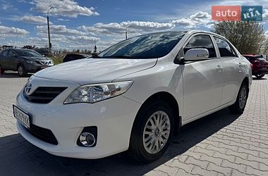 Седан Toyota Corolla 2011 в Вінниці