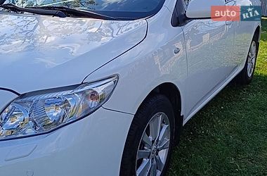 Седан Toyota Corolla 2008 в Тернополі