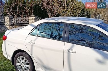 Седан Toyota Corolla 2008 в Тернополі