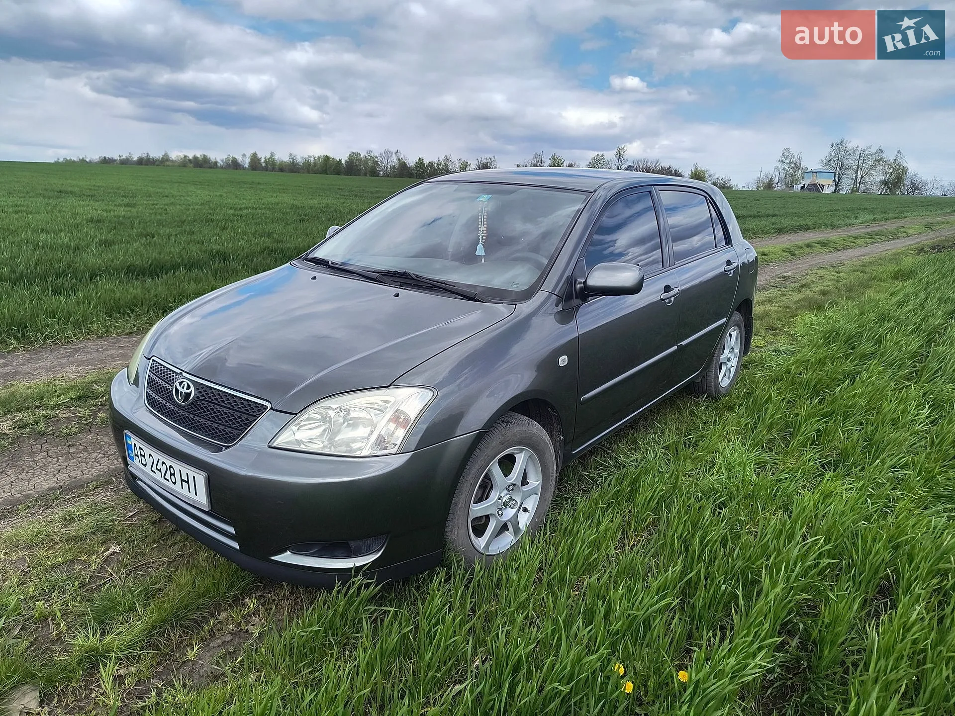 Toyota Corolla 2018 VIN 5YFBURHE1JP818300 фото оголошення 9 з 21